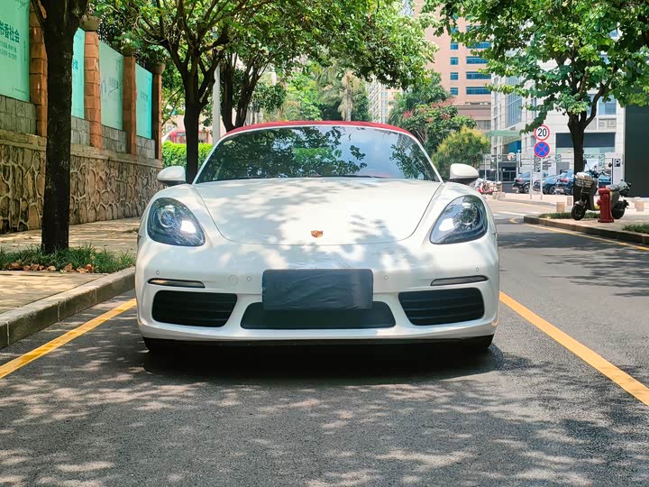 Фото 2 - Porsche 718