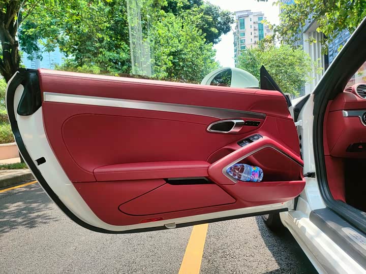 Фото 8 - Porsche 718