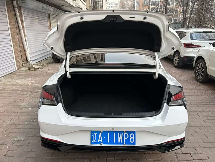 Фото 6 - Hyundai Elantra N line