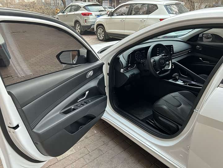 Фото 9 - Hyundai Elantra N line