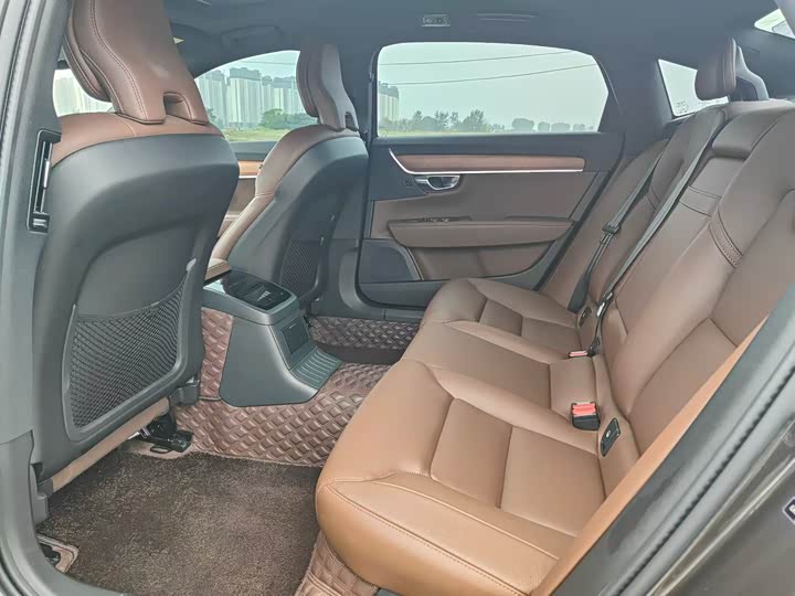 Фото 6 - Volvo S90 Hybrid