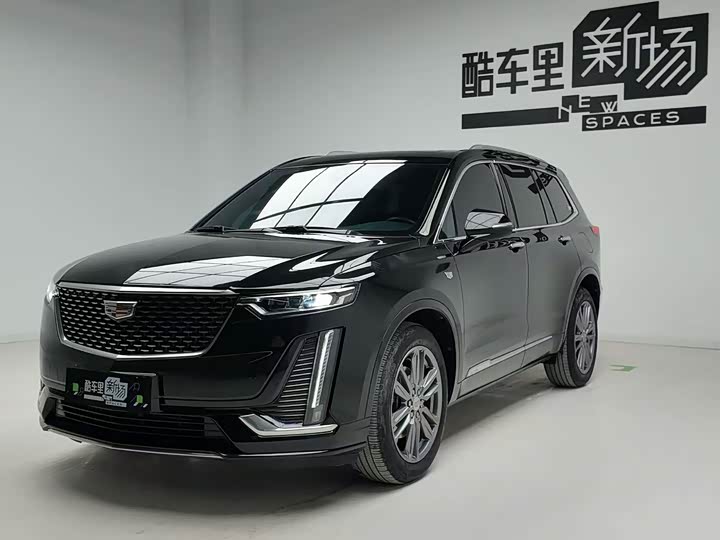 Фото 1 - Cadillac XT6