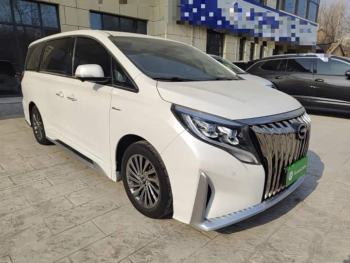 Фото 4 - GAC Trumpchi M8