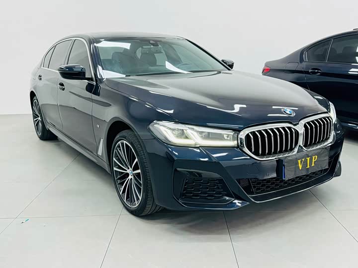 Фото 3 - BMW 5 Series