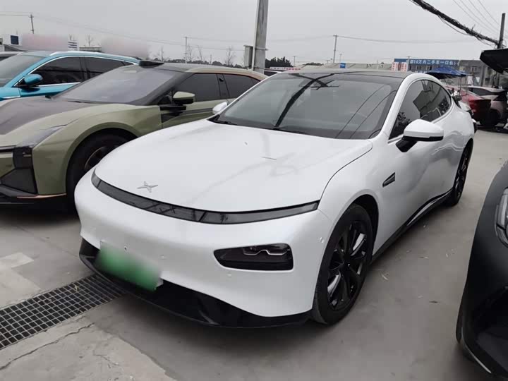 Фото 1 - XPeng P7