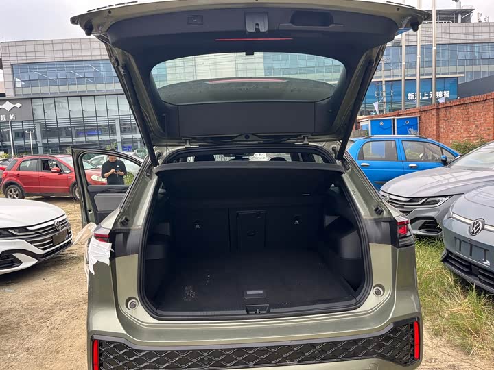 Фото 7 - Volkswagen Tayron