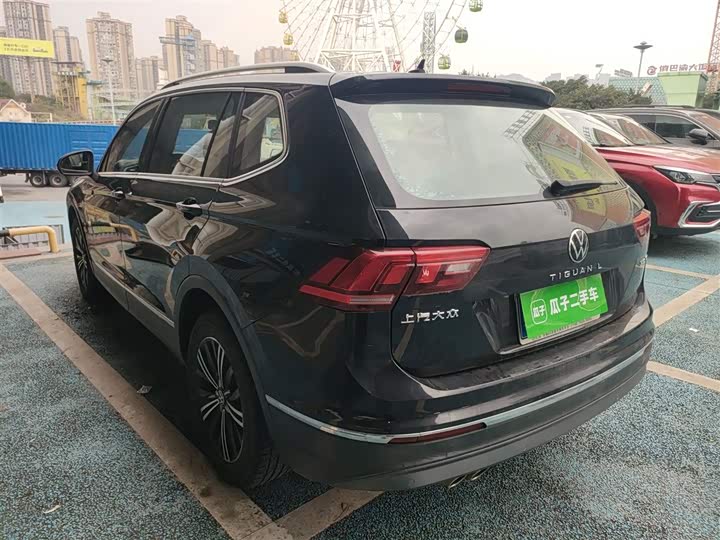 Фото 5 - Volkswagen Tiguan L Pro