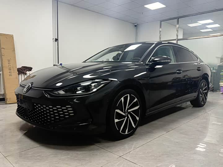 Фото 1 - Volkswagen Lamando L