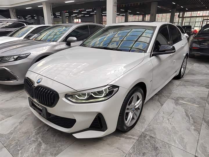 Фото 1 - BMW 1 Series