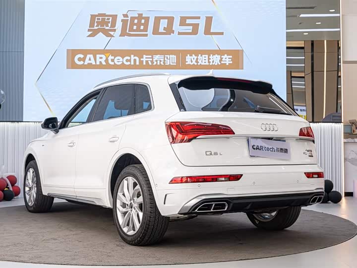 Фото 3 - Audi Q5L