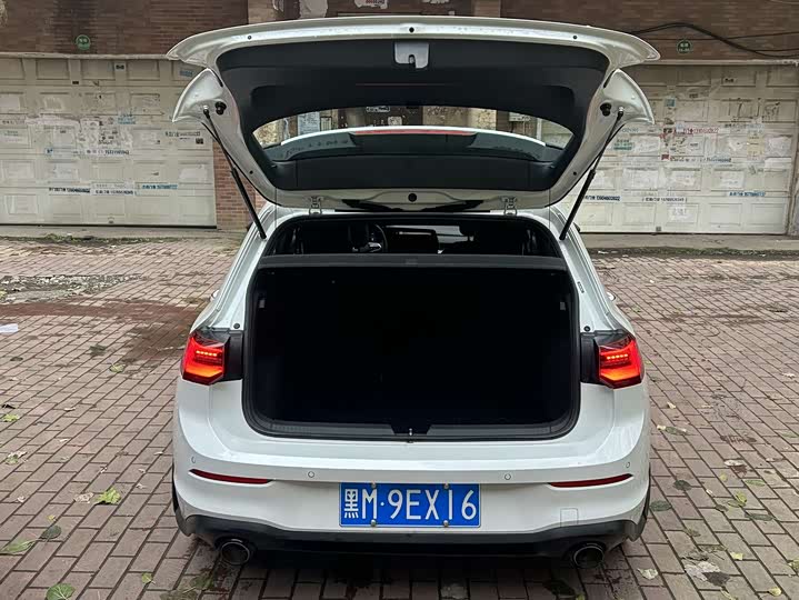 Фото 6 - Volkswagen Golf