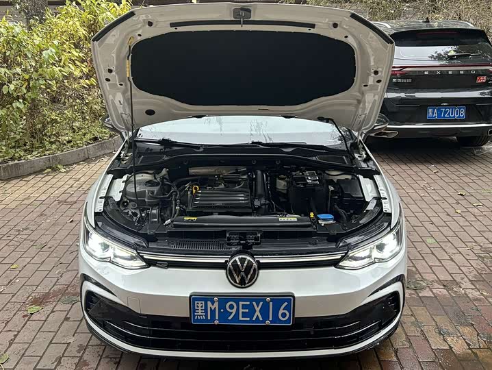 Фото 7 - Volkswagen Golf