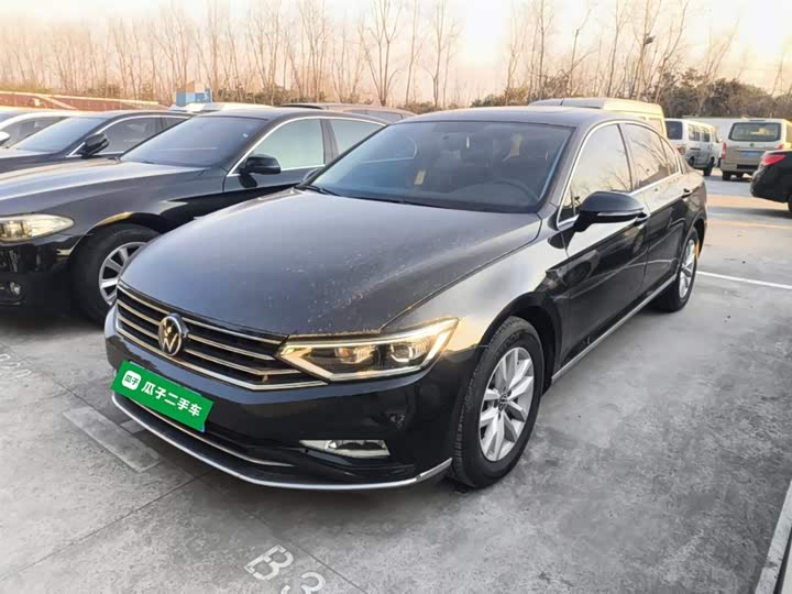 Фото 2 - Volkswagen Magotan