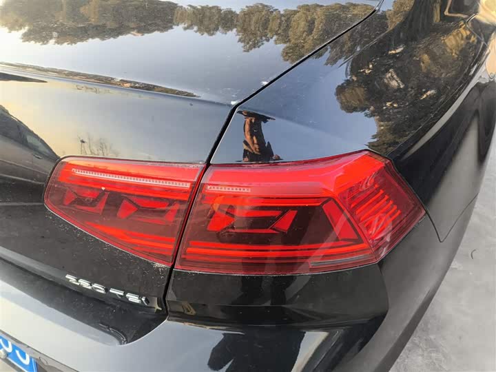 Фото 8 - Volkswagen Magotan