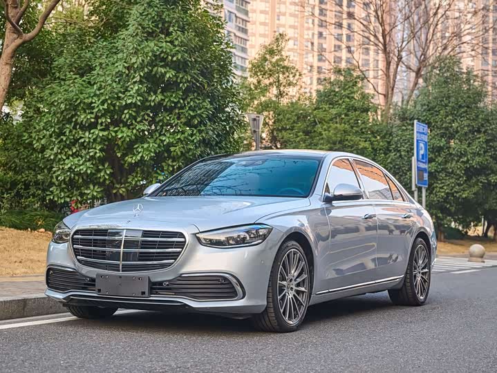 Фото 1 - Mercedes-Benz S-Class