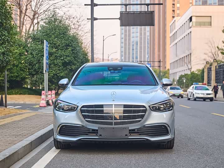 Фото 2 - Mercedes-Benz S-Class