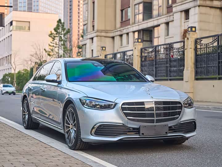 Фото 3 - Mercedes-Benz S-Class