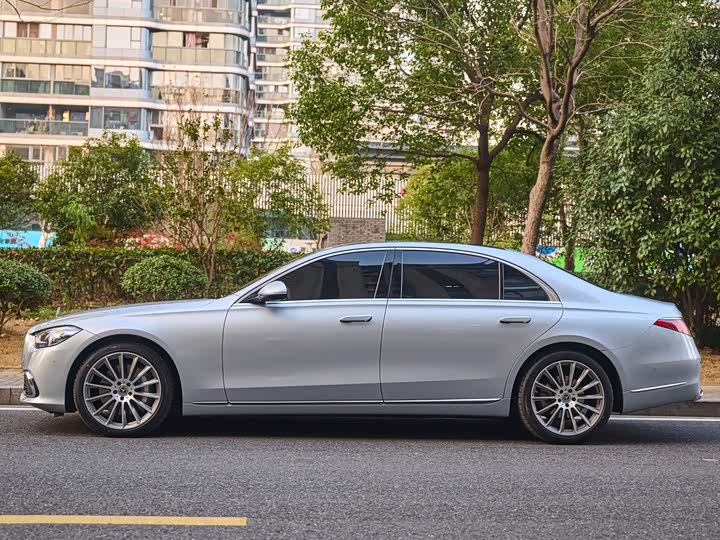 Фото 4 - Mercedes-Benz S-Class