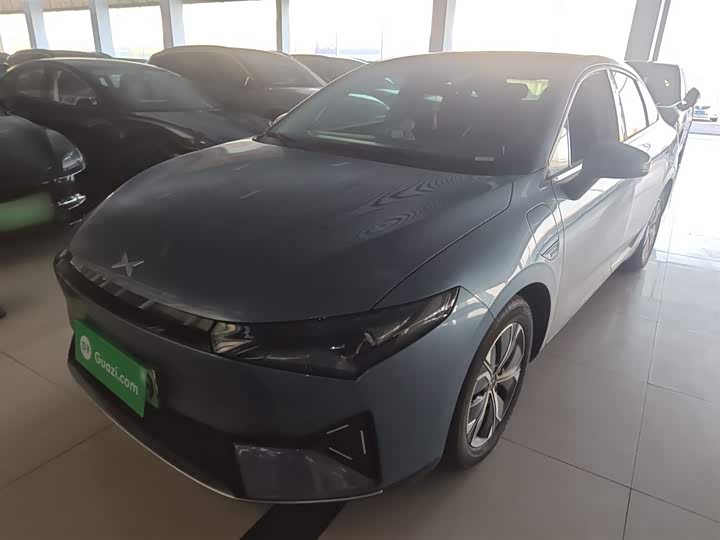 Фото 1 - XPeng P5