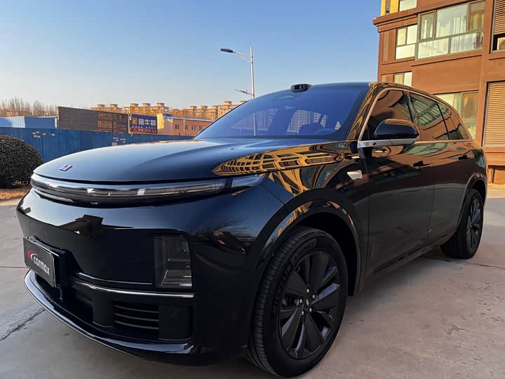 Фото 1 - LiXiang L7