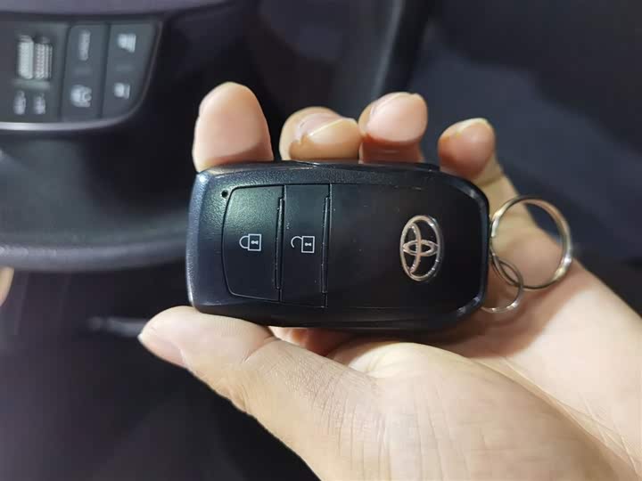 Фото 9 - Toyota bZ3