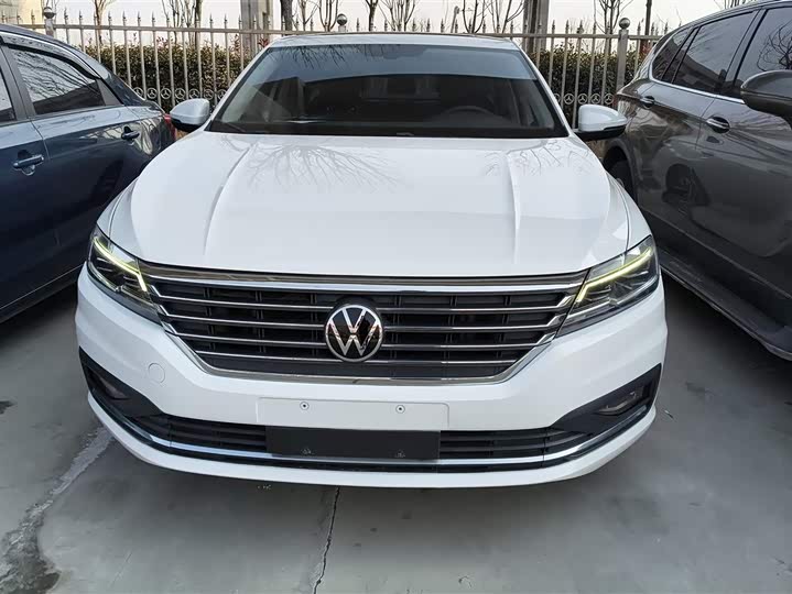 Фото 2 - Volkswagen Lavida