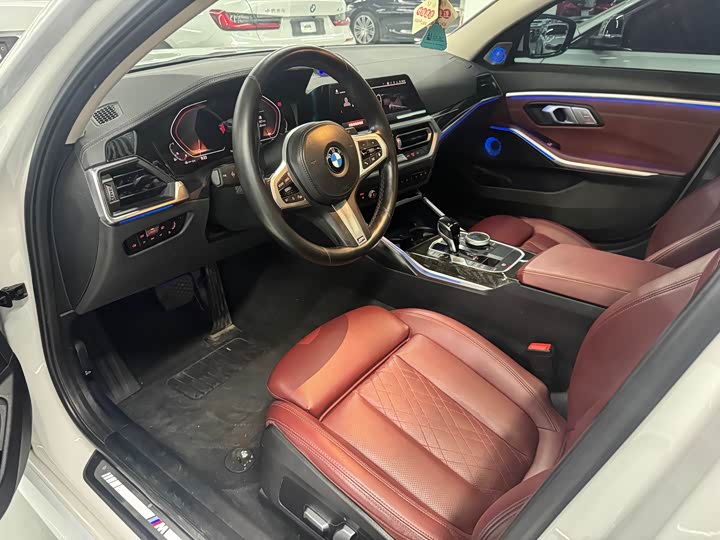 Фото 3 - BMW 3 Series