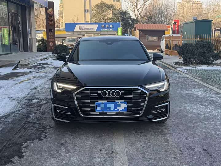 Фото 2 - Audi A6L