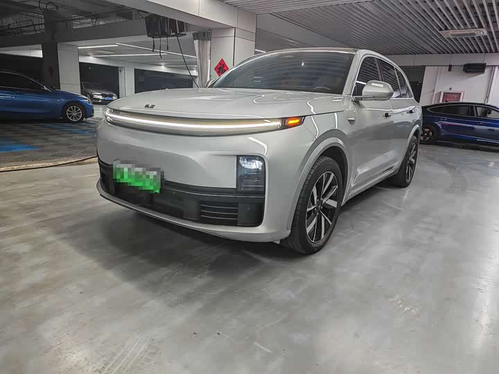 Фото 1 - LiXiang L7