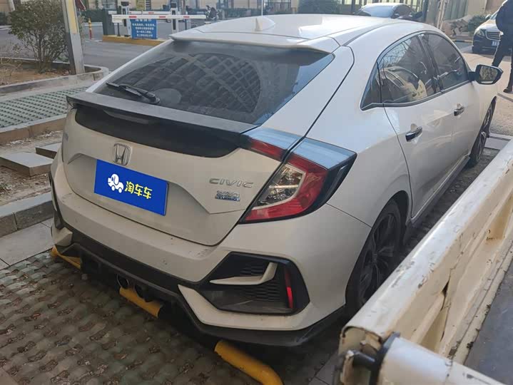 Фото 3 - Honda Civic