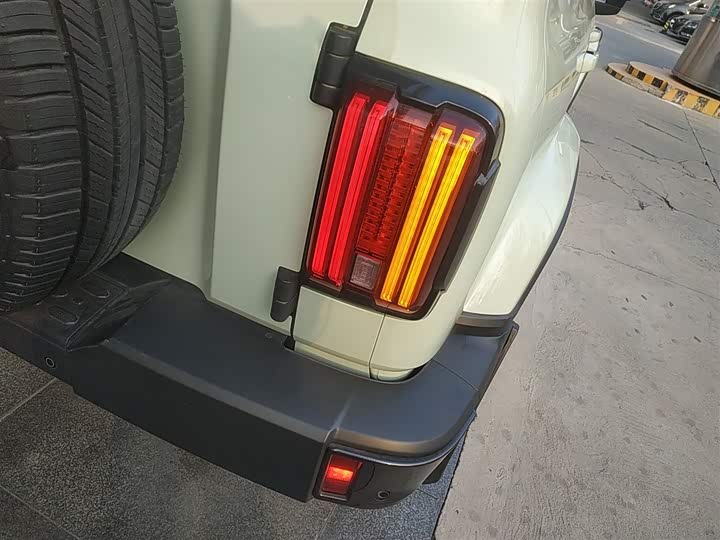 Фото 8 - Tank 300