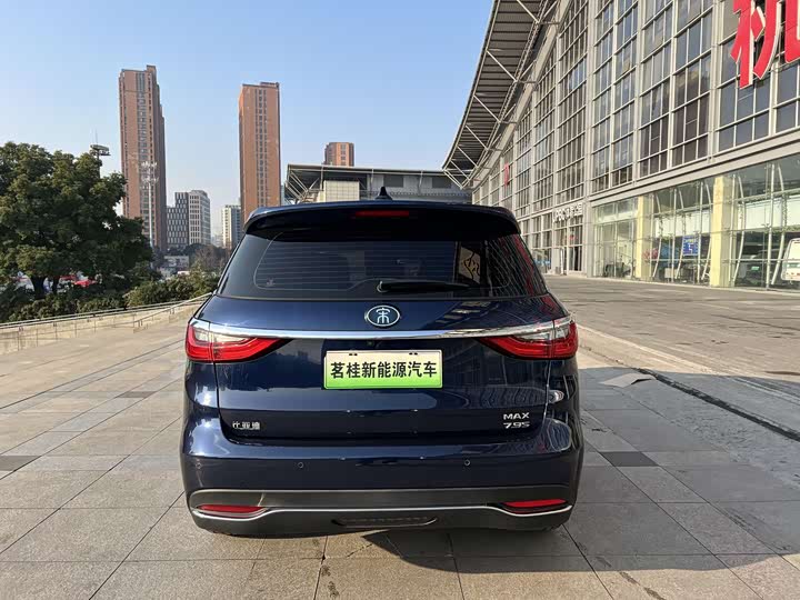 Фото 4 - BYD Song Max Hybrid