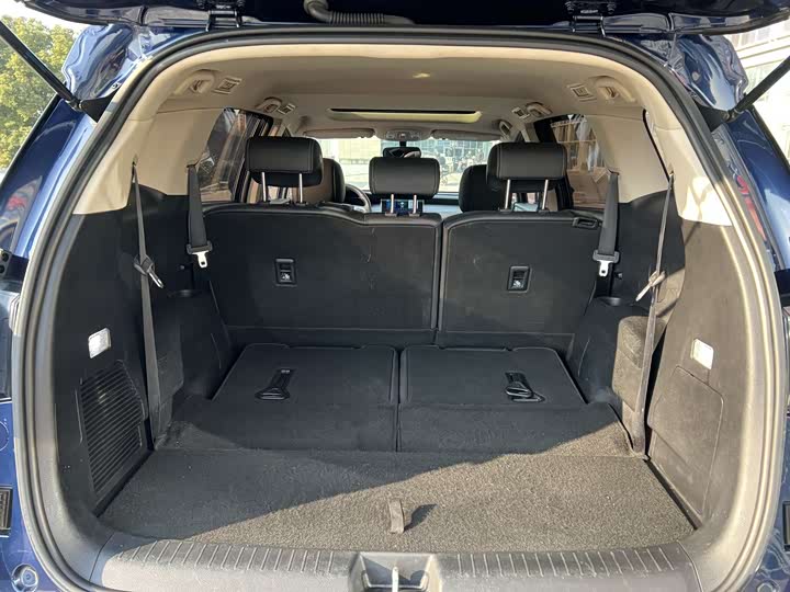 Фото 6 - BYD Song Max Hybrid