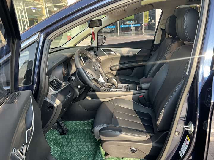 Фото 7 - BYD Song Max Hybrid