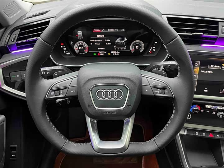 Фото 3 - Audi Q3