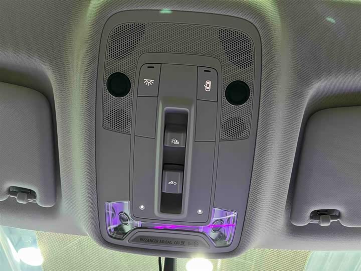 Фото 8 - Audi Q3