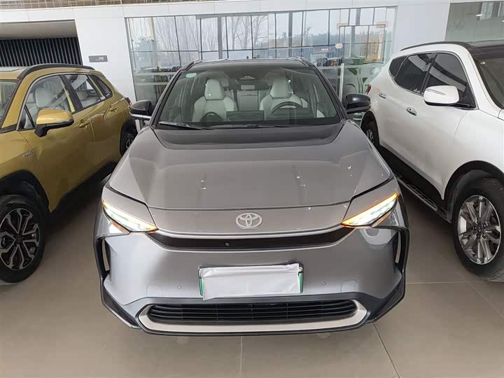 Фото 3 - Toyota bZ4X