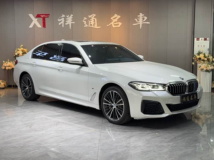 Фото 3 - BMW 5 Series