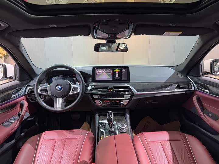Фото 6 - BMW 5 Series