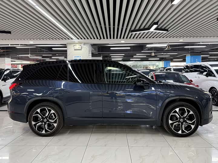 Фото 4 - Nio ES8