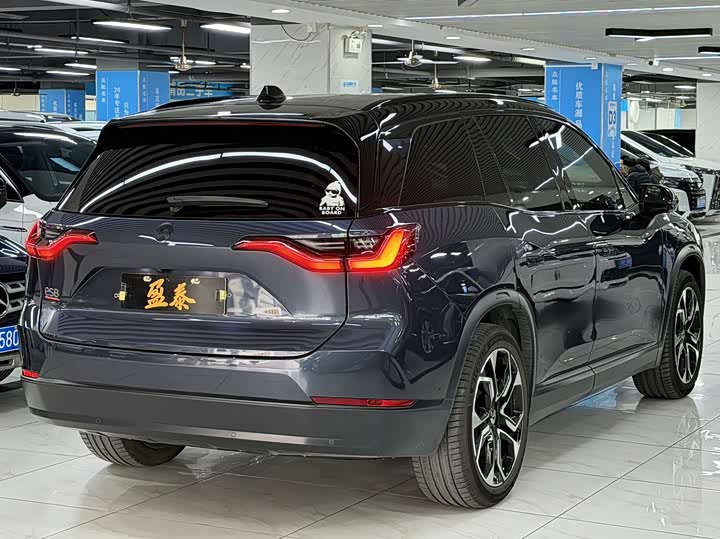 Фото 7 - Nio ES8