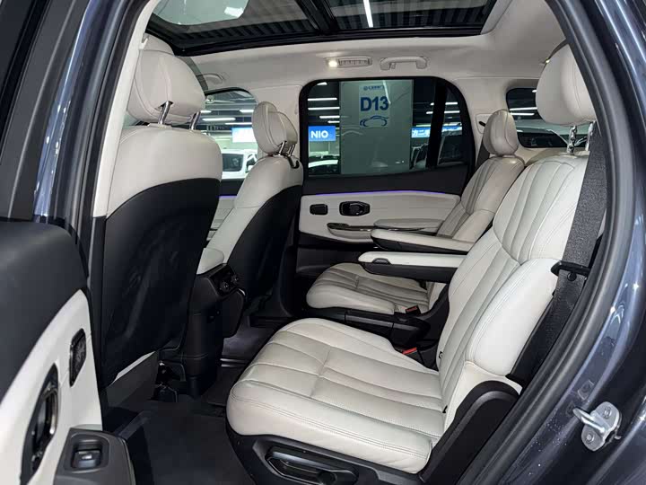 Фото 9 - Nio ES8