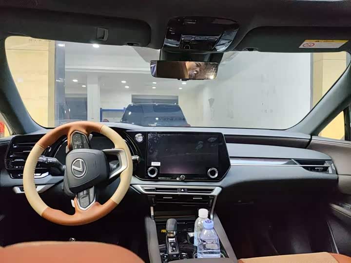 Фото 4 - Lexus RX Hybrid