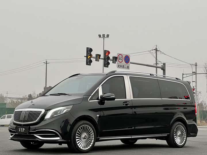 Фото 1 - Mercedes-Benz Vito