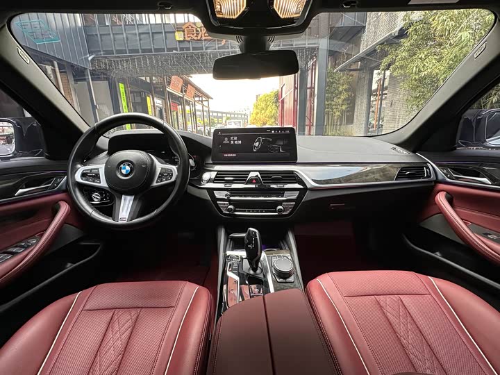 Фото 5 - BMW 5 Series