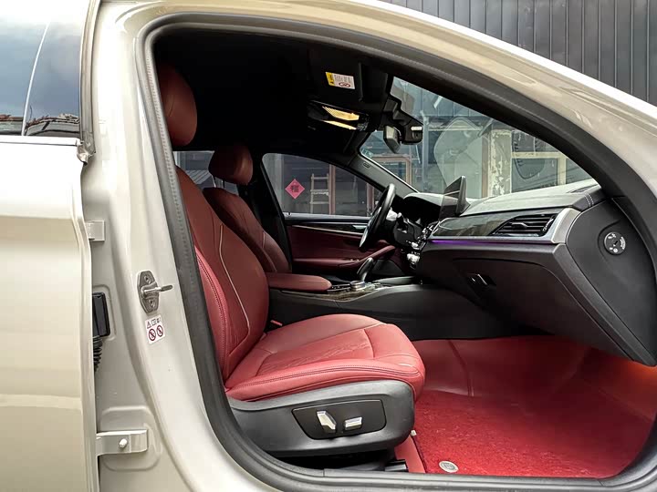 Фото 7 - BMW 5 Series