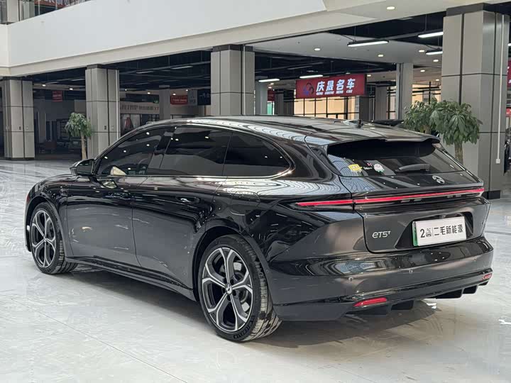 Фото 8 - Nio ET5T
