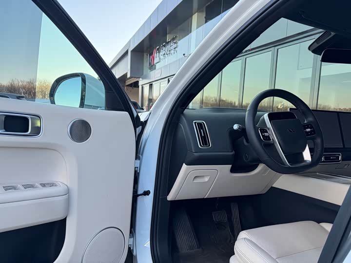 Фото 5 - LiXiang L7