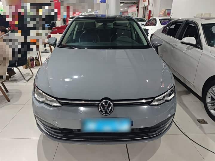 Фото 3 - Volkswagen Golf