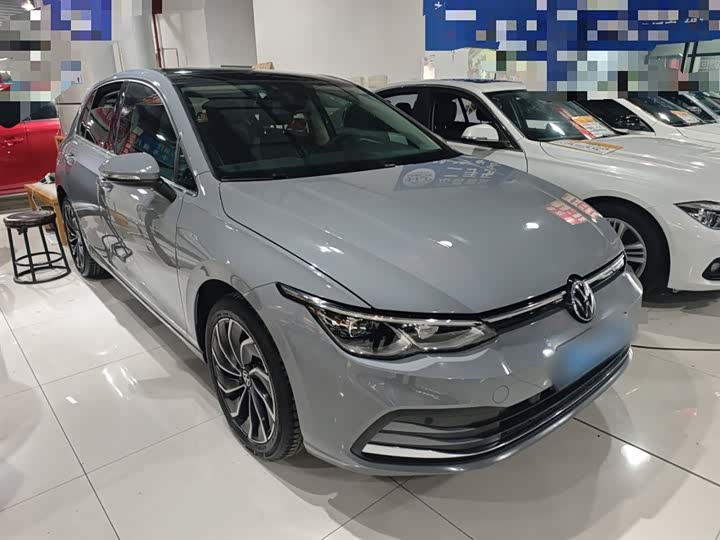 Фото 4 - Volkswagen Golf